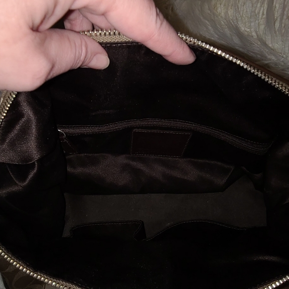 Coach Signature Purse - Picture 2 of 4